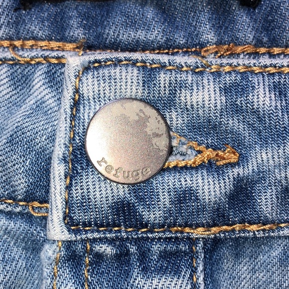 “Refuge” brand, Button-front, seamed denim mini skirt -juniors size L - Picture 13 of 15